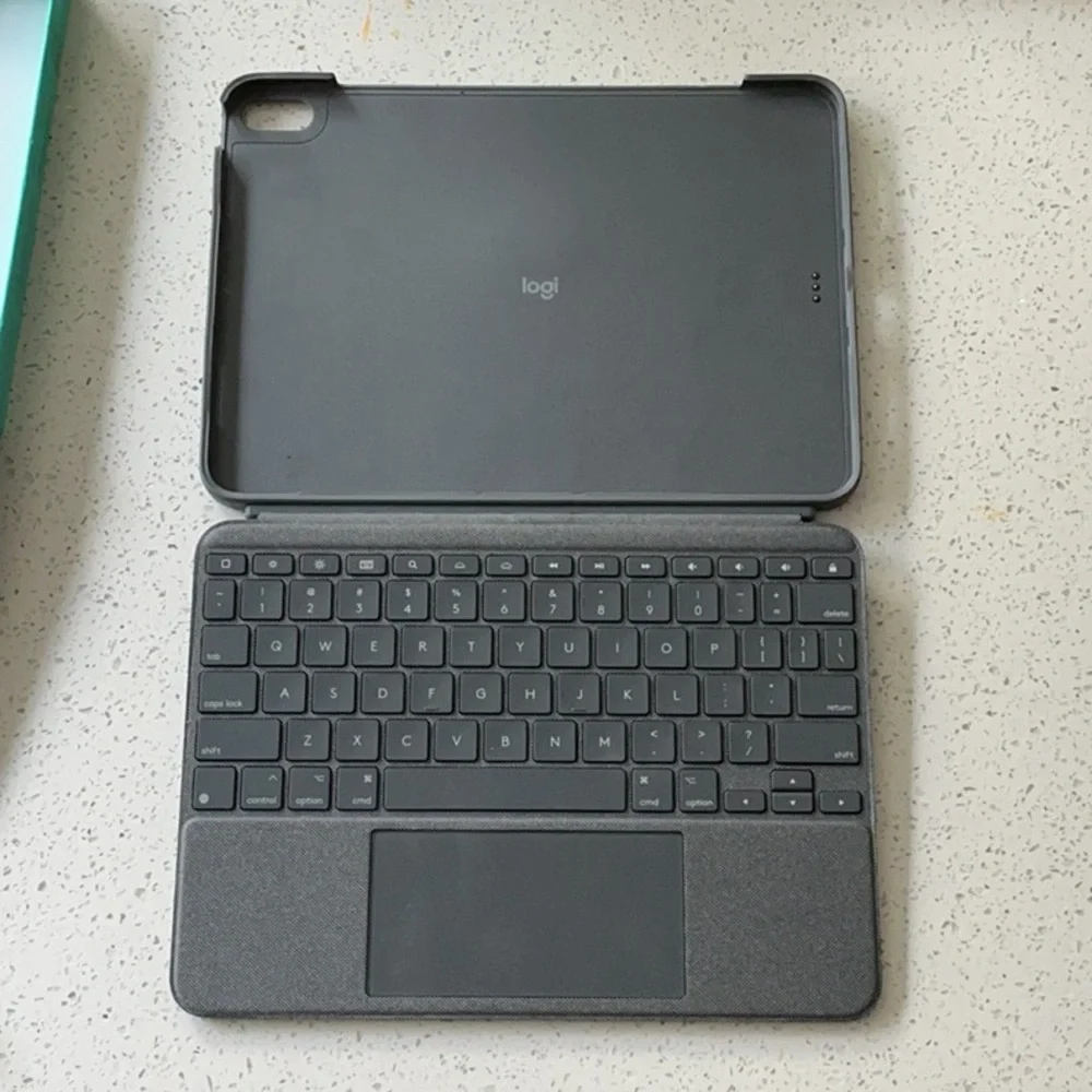Logitech Gray Tablet Keyboard Combo Touch
